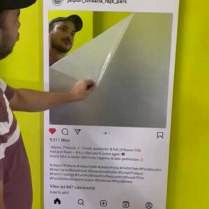 Instagram Selfie Mirror